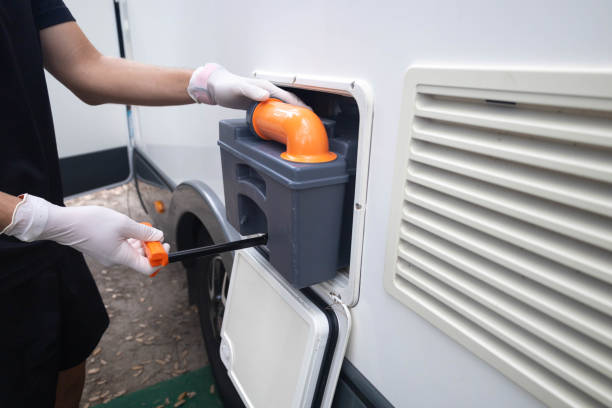 Portable Toilet Options We Offer in Serenada, TX